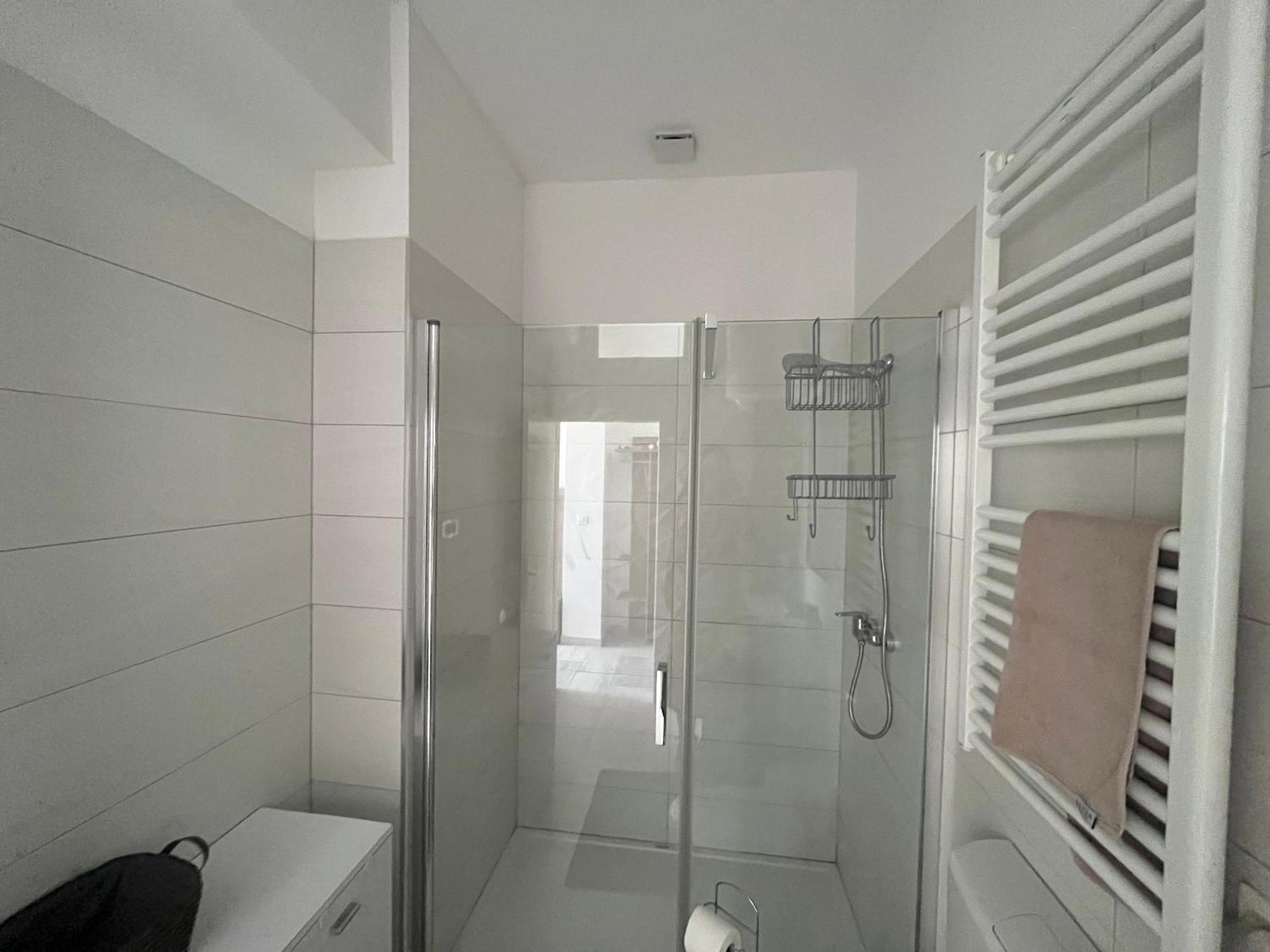 3m With Free Parking Apartment *